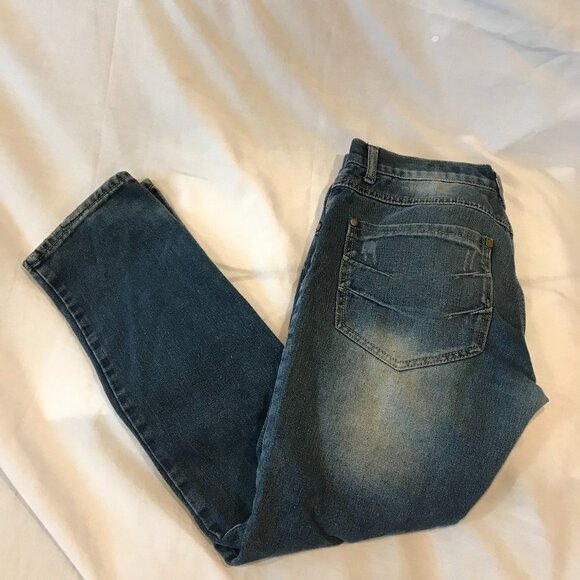 1688 Revolution Straight Leg Jeans - Picture 3 of 7